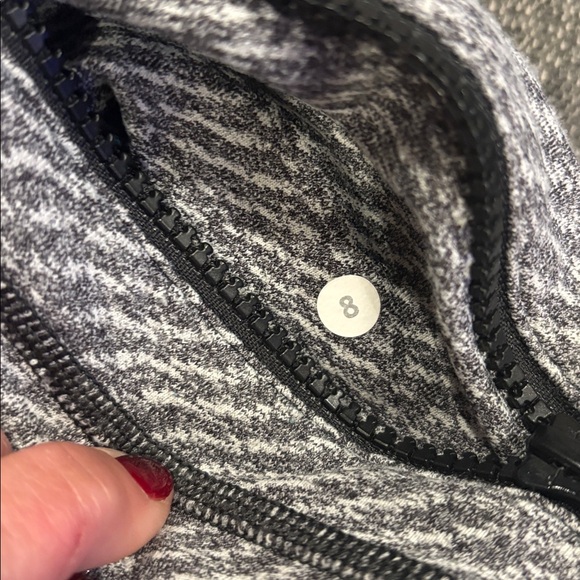 Lululemon Define Jacket- Herringbone- size 8 - Picture 6 of 6